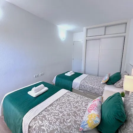 Evans Realty Br Balcon & Vistas Al Mar & Piscina Daire *